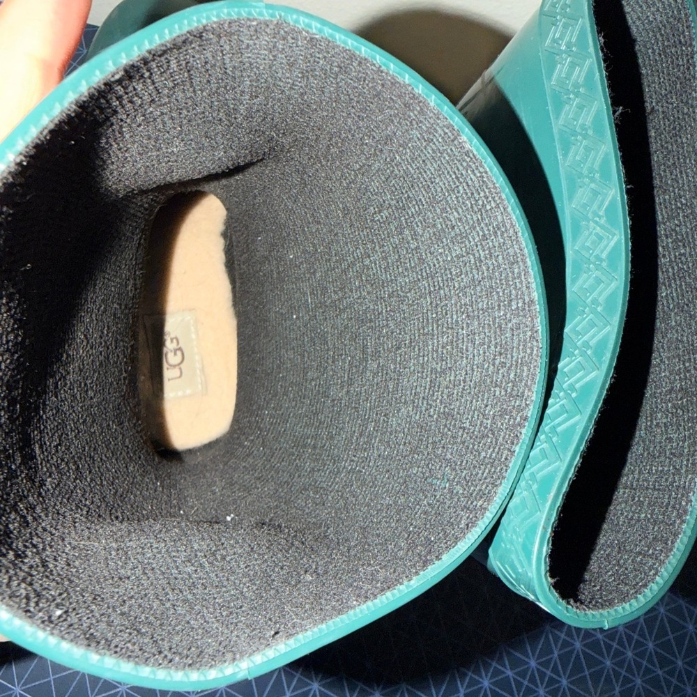 UGG Waterproof Rain Boots Kids Size 1 Green Rubber Pull On Spring Midcalf - Picture 9 of 11